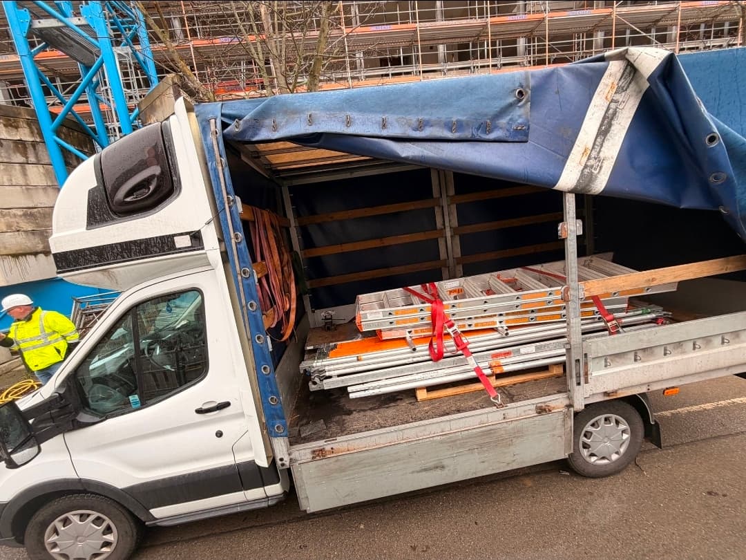 Transportfahrzeug für Umzug und Transport